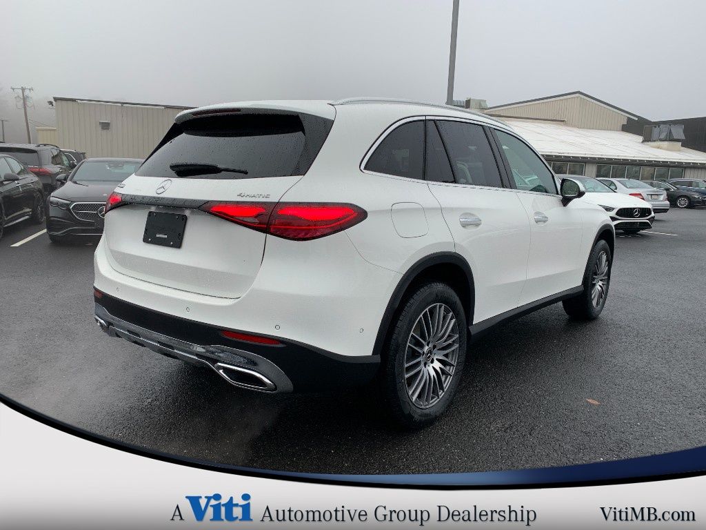 2025 Mercedes-Benz GLC Base - Photo 8