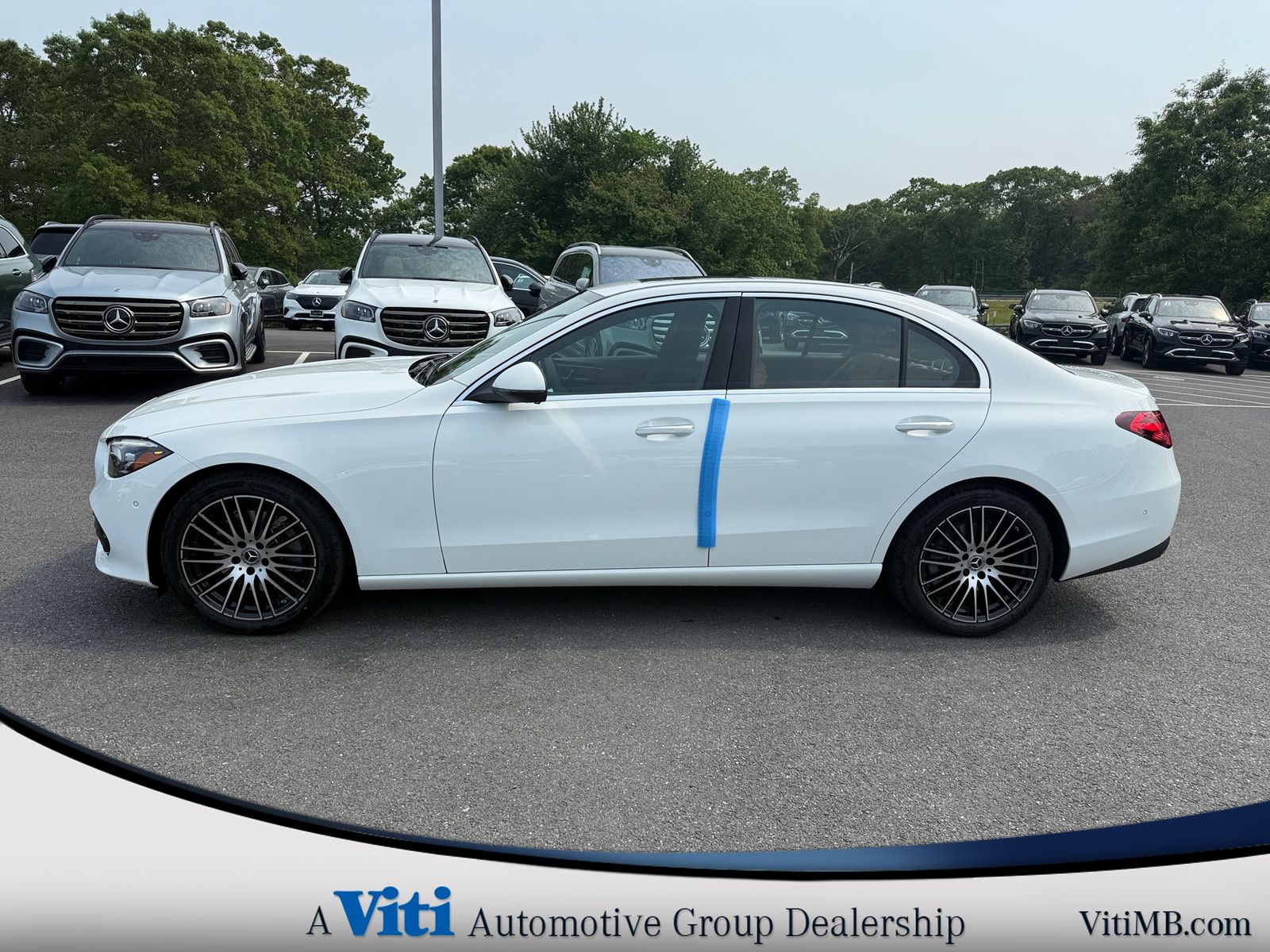 2025 Mercedes-Benz C-Class Sedan C 300 - Photo 5