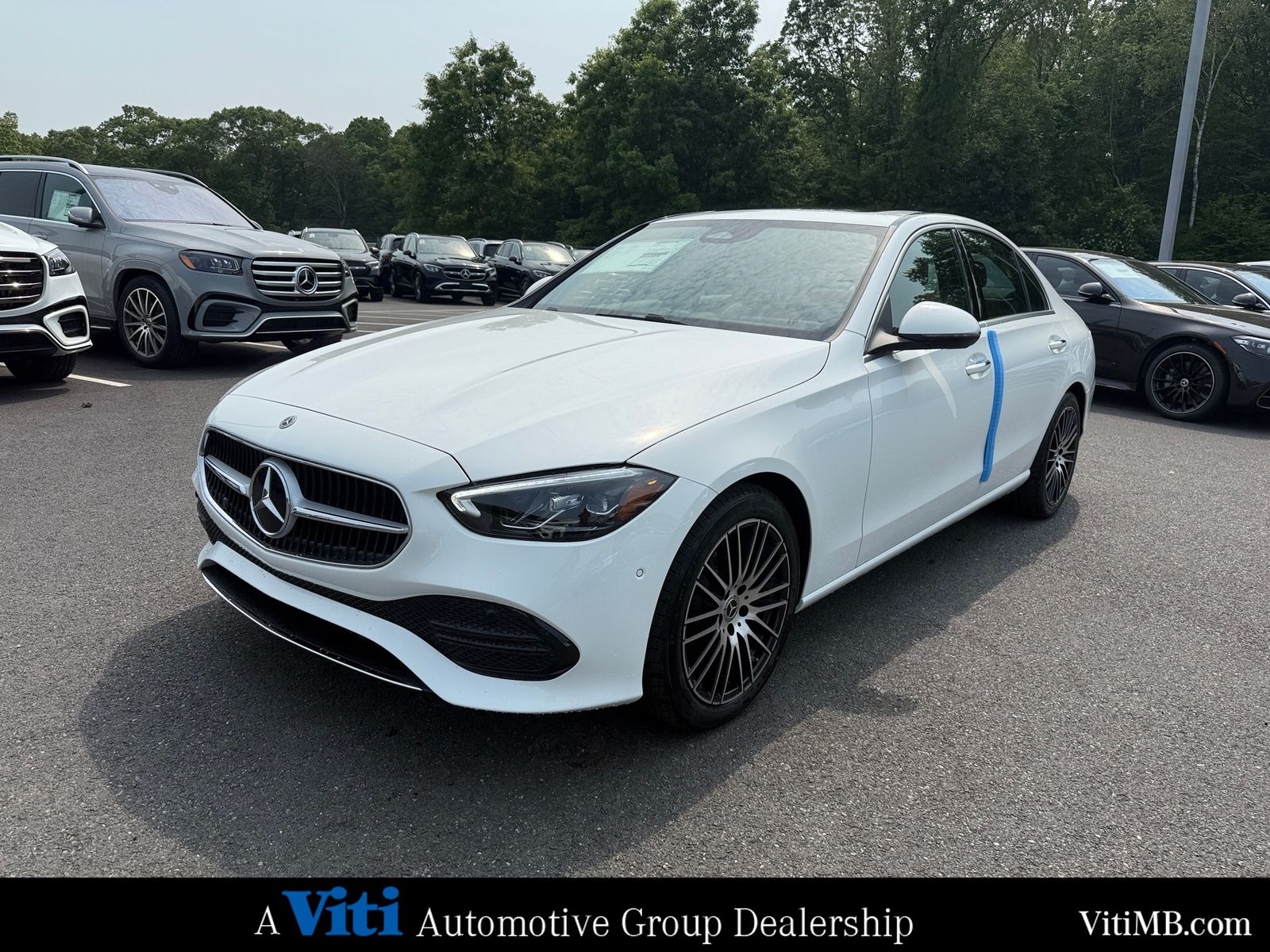 2025 Mercedes Benz C 300 4MATIC photo 4