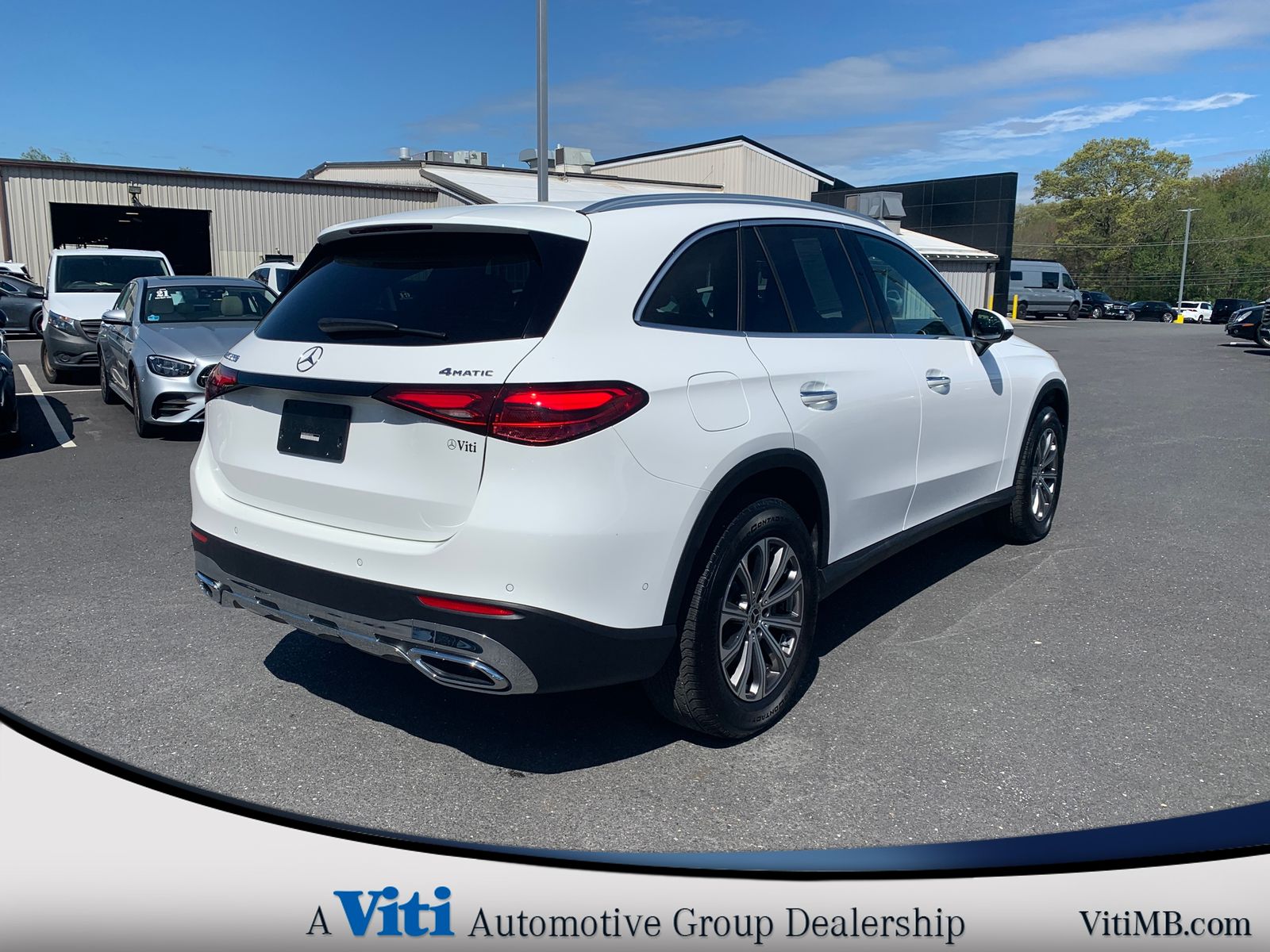 2024 Mercedes-Benz GLC GLC 300 - Photo 8