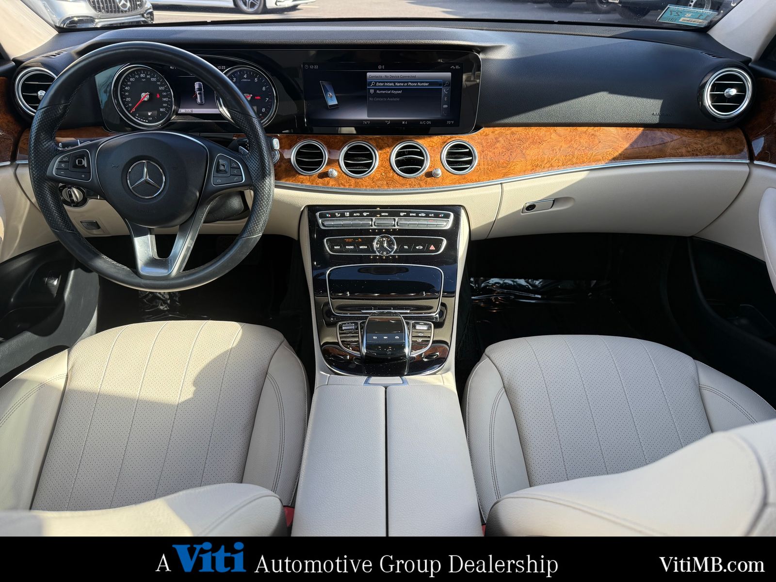 2018 Mercedes Benz E 400 4MATIC Wagon photo 2