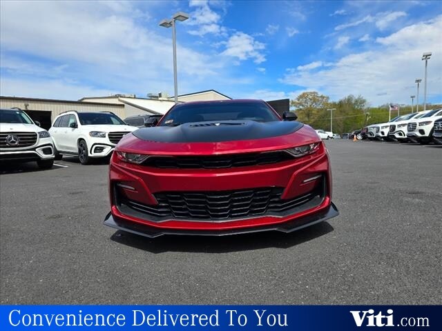 Used 2022 Chevrolet Camaro 1SS with VIN 1G1FE1R71N0107558 for sale in Tiverton, RI