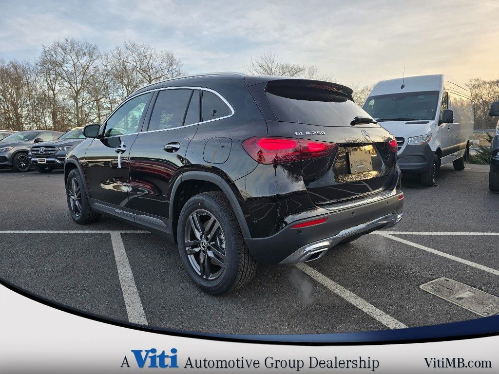 2025 Mercedes-Benz GLA GLA250 - Photo 6