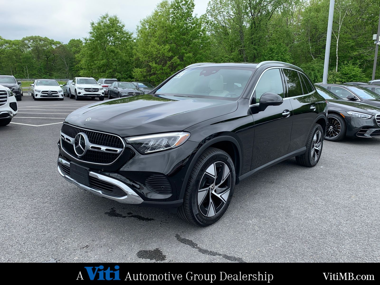 2024 Mercedes Benz GLC 300 4MATIC photo 4