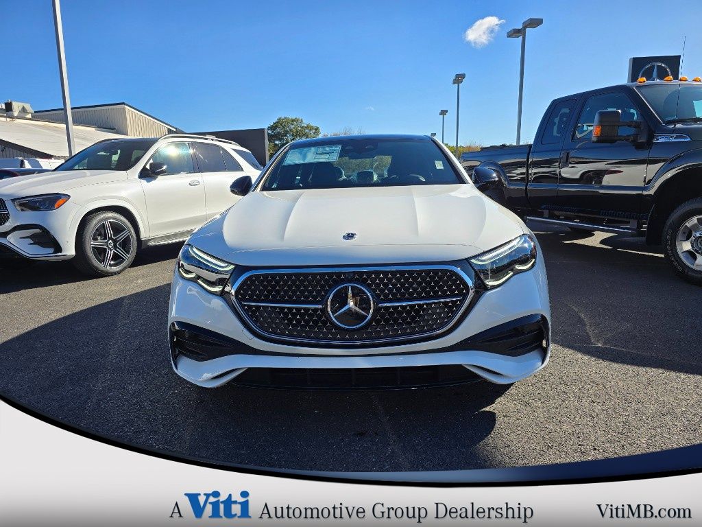2024 Mercedes Benz E 350 4MATIC Hybrid photo 3