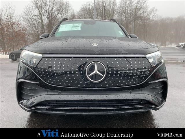 2025 Mercedes Benz EQB 350 4MATIC photo 3