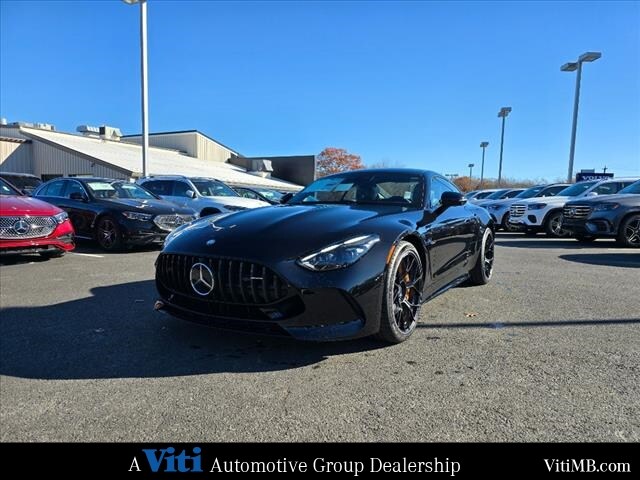 2025 Mercedes Benz AMG GT photo 4