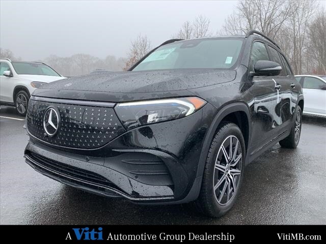 2025 Mercedes Benz EQB 350 4MATIC photo 4