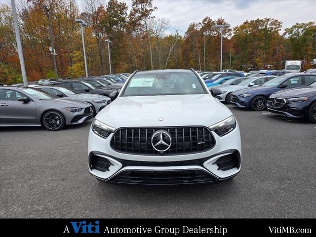 2025 Mercedes Benz GLC 43 AMG 4MATIC photo 2