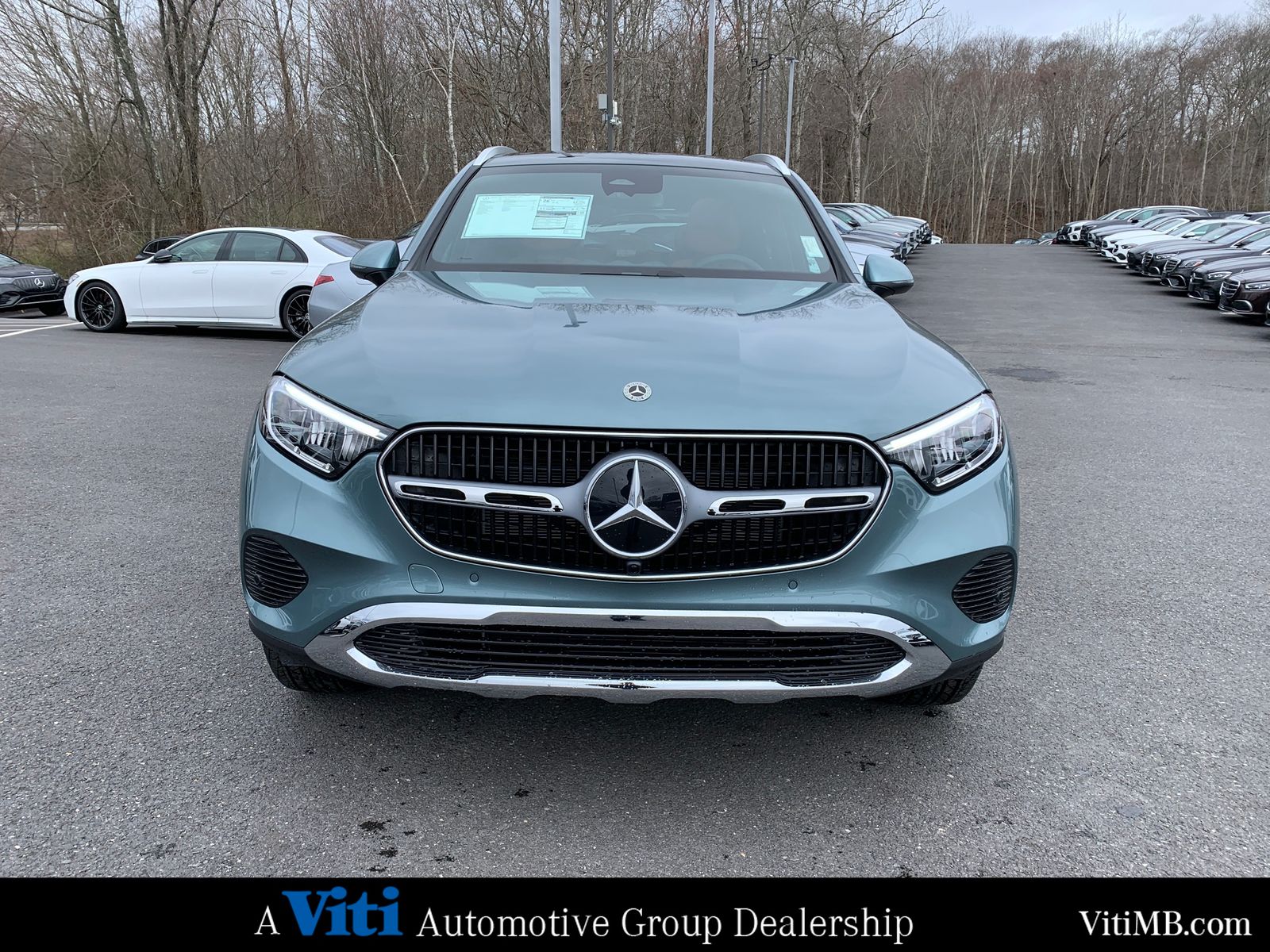2025 Mercedes Benz GLC 300 4MATIC photo 3