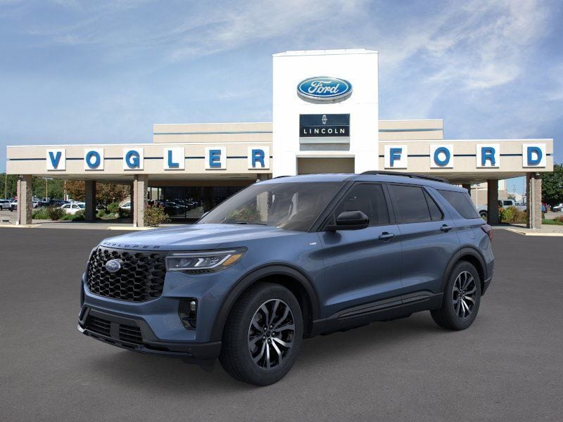 2025 Ford Explorer ST-LINE's photo