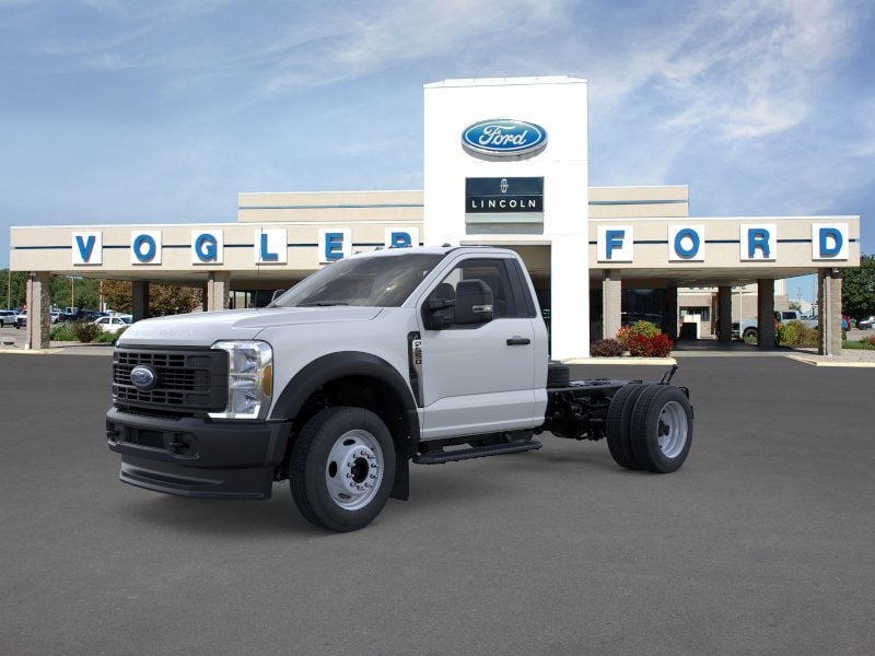 2026 Ford F-550 Super Duty Chassis Cab