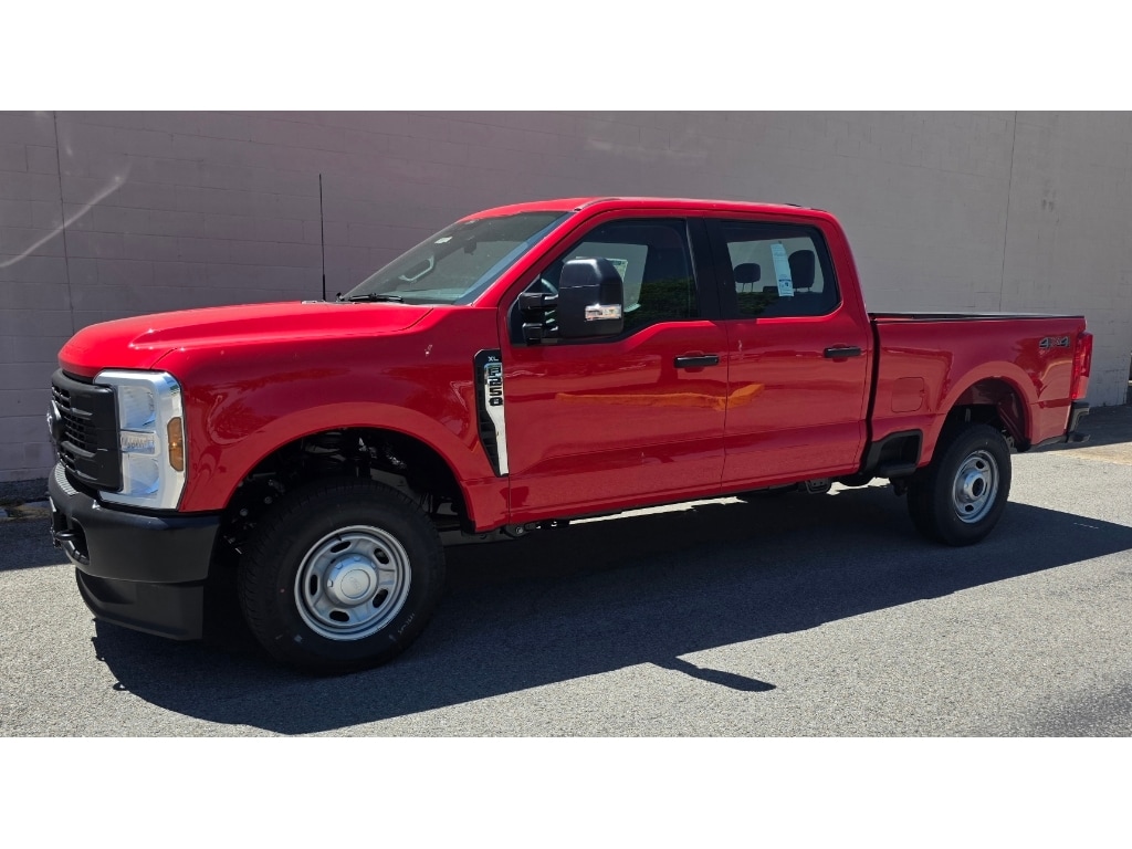 2026 Ford F-250 XL 4x4 Crew Cab 6-3/4' Box's photo