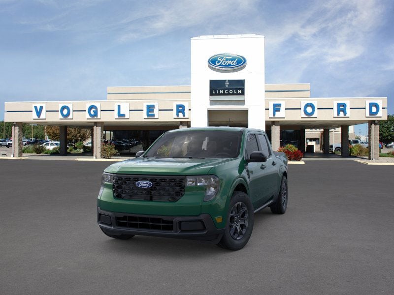 2025 Ford Maverick XLT - Photo 2