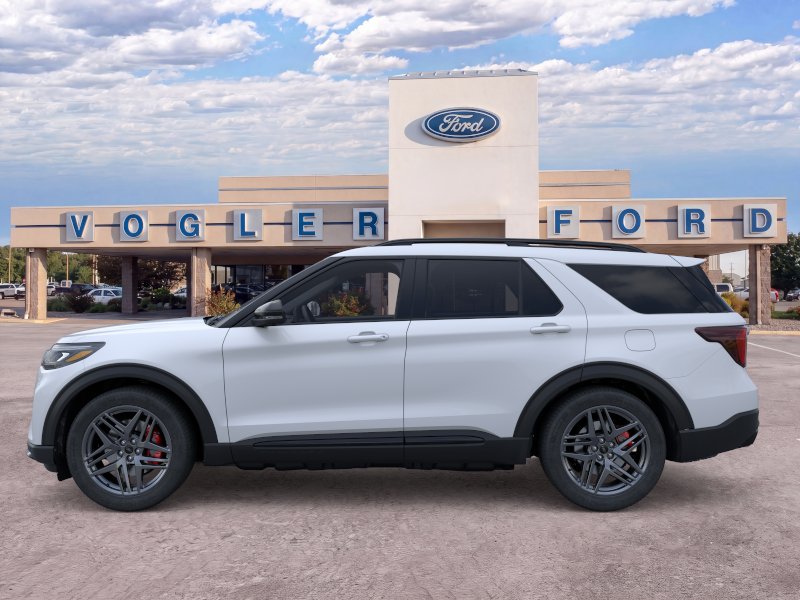 2026 Ford Explorer ST - Photo 3