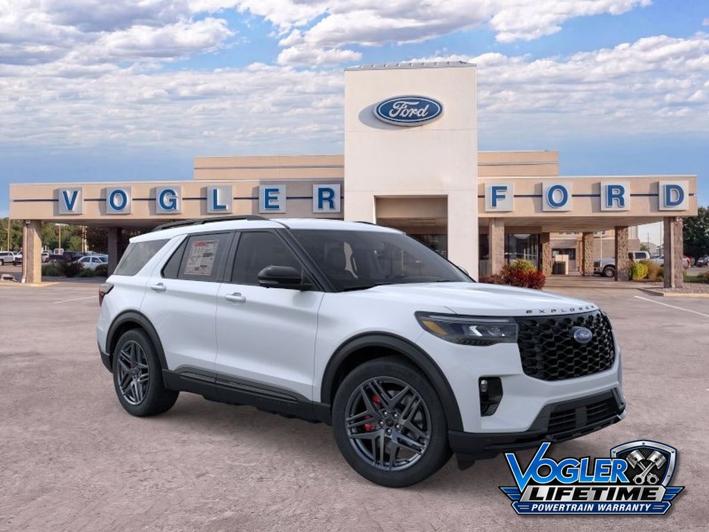2026 Ford Explorer ST - Photo 7