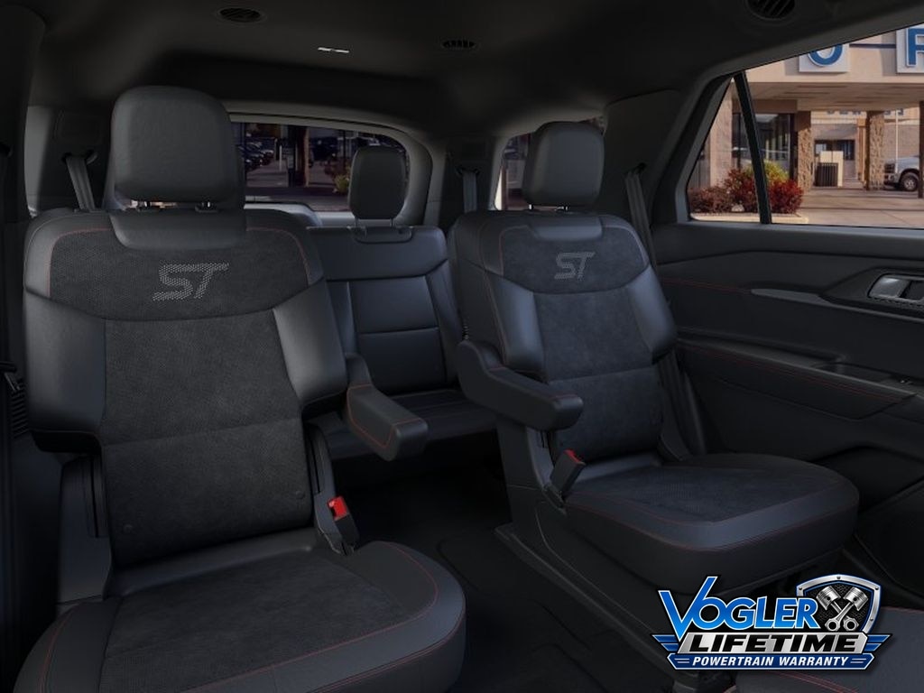 2026 Ford Explorer ST - Photo 11