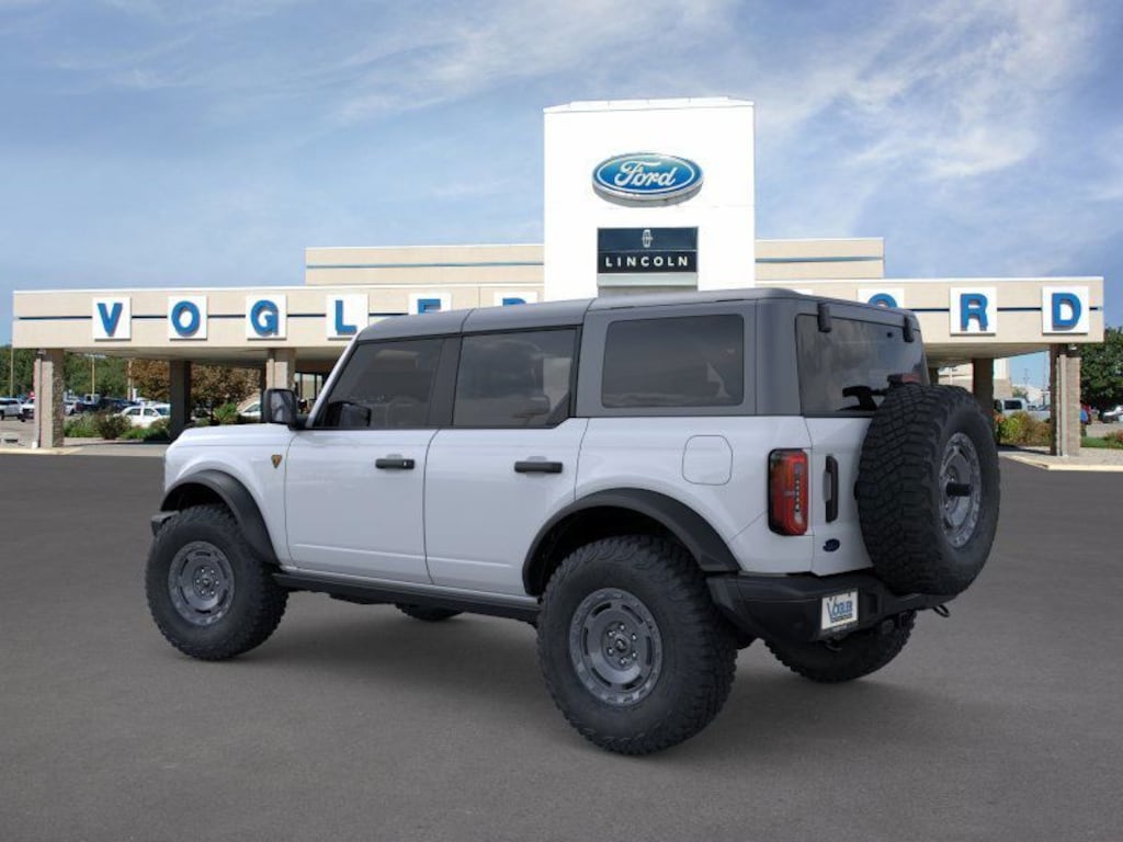 New 2025 Ford Bronco Badlands SUV