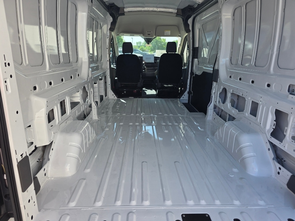 2026 Ford Transit Van Base - Photo 8