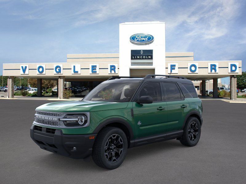 2025 Ford Bronco Sport Outer Banks's photo