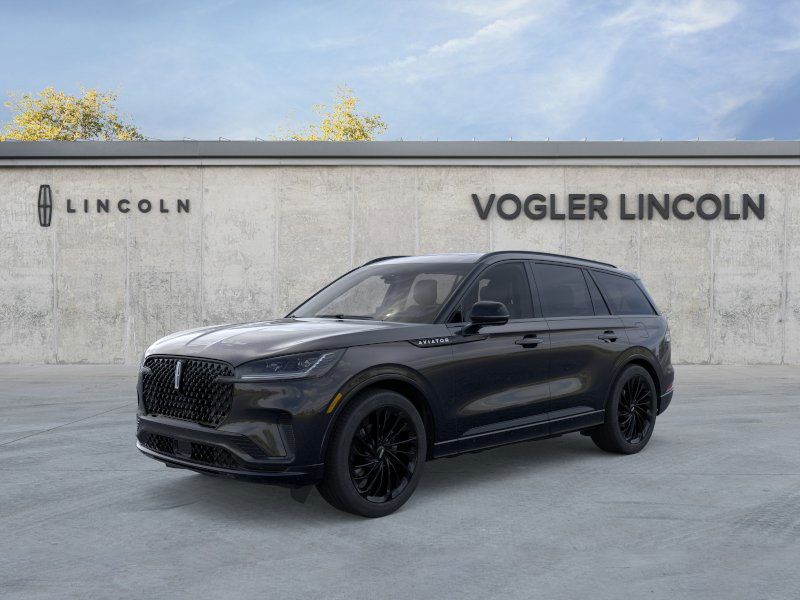 2025 Lincoln Aviator Reserve's photo