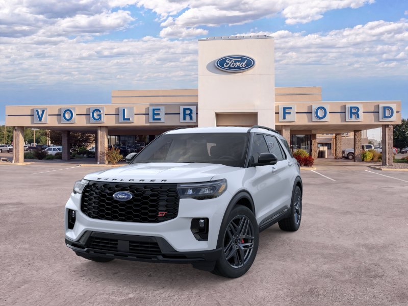 2026 Ford Explorer ST - Photo 2