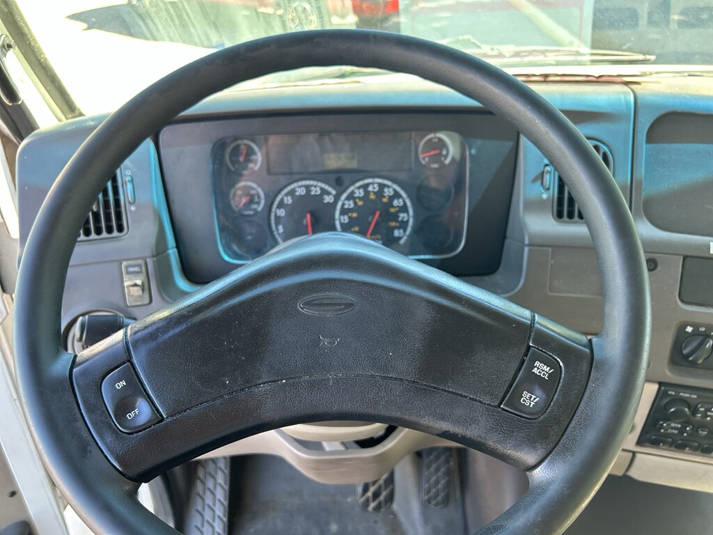 2005 Sterling Acterra - Photo 11