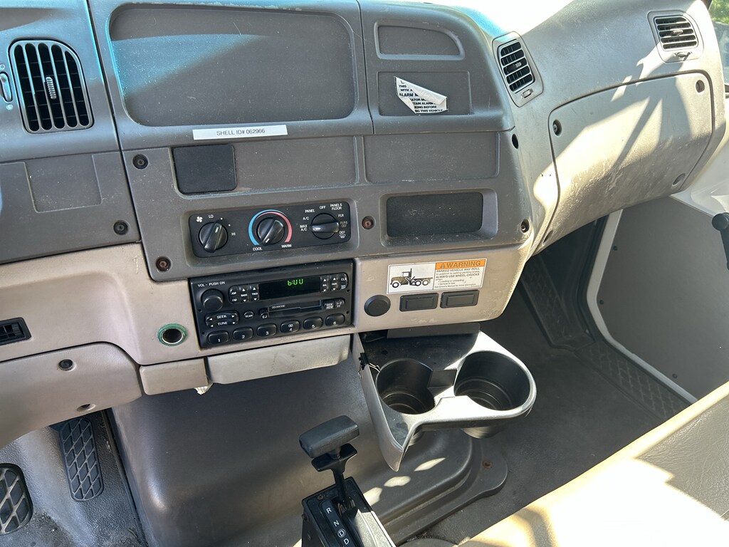 2005 Sterling Acterra - Photo 13