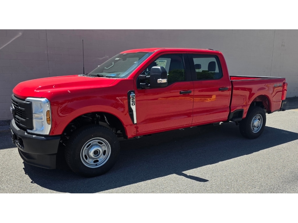 2026 Ford F-250 XL 4x4 Crew Cab 6-3/4' Box's photo