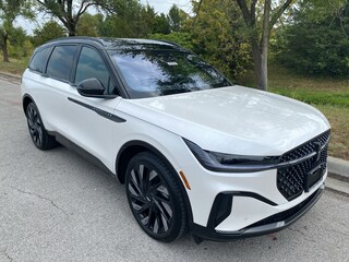 2025 Lincoln Nautilus Reserve Wagon