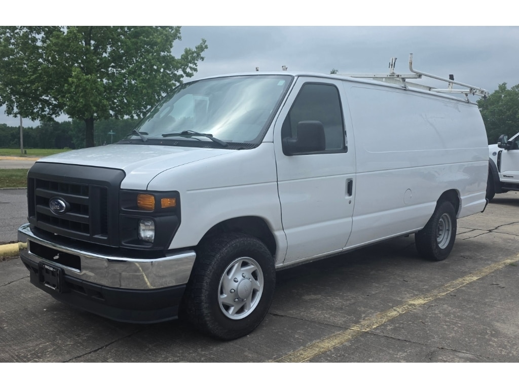 2014 Ford E-Series E-250 Extended's photo