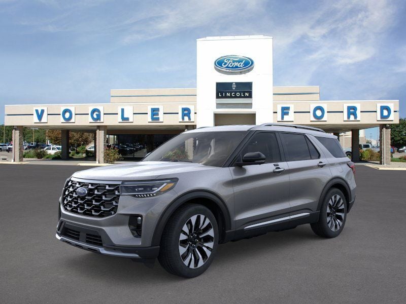 2026 Ford Explorer Platinum's photo