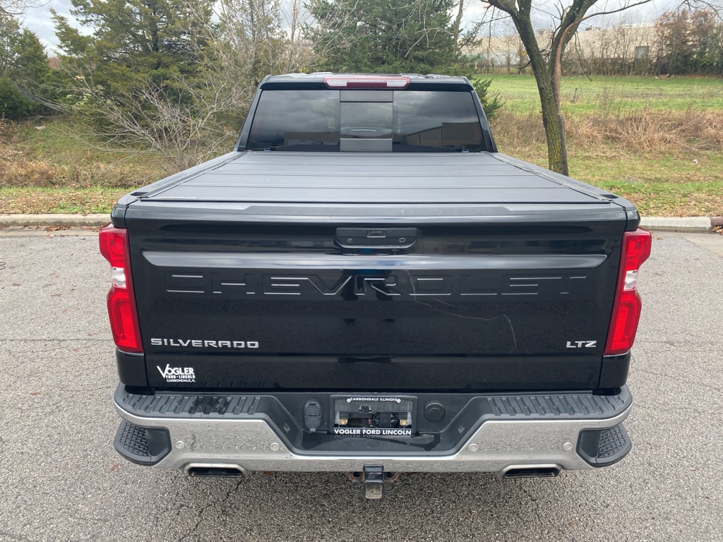 Used 2019 Chevrolet Silverado 1500 LTZ 4x4 Crew Cab 6.6 ft. box 157 in. WB Truck Crew Cab