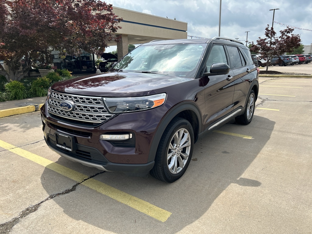 2023 Ford Explorer Limited 4WD's photo