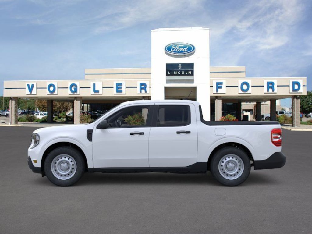 New 2025 Ford Maverick XL TRUCK