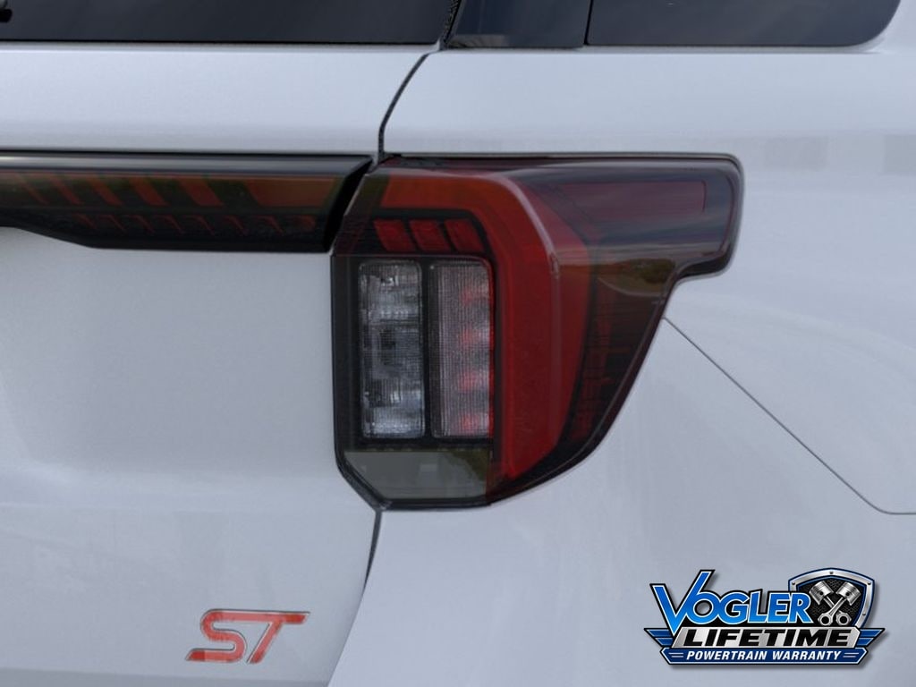 2026 Ford Explorer ST - Photo 21