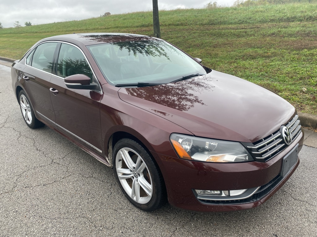 2013 Volkswagen Passat SEL