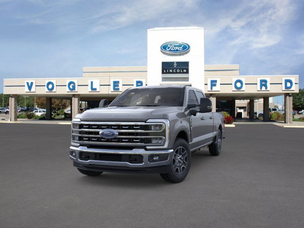 New 2026 Ford Super Duty F-350 Lariat TRUCK