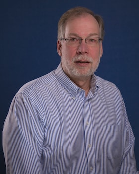 Staff member Kern Weshinskey from ID_f806cfb303ce