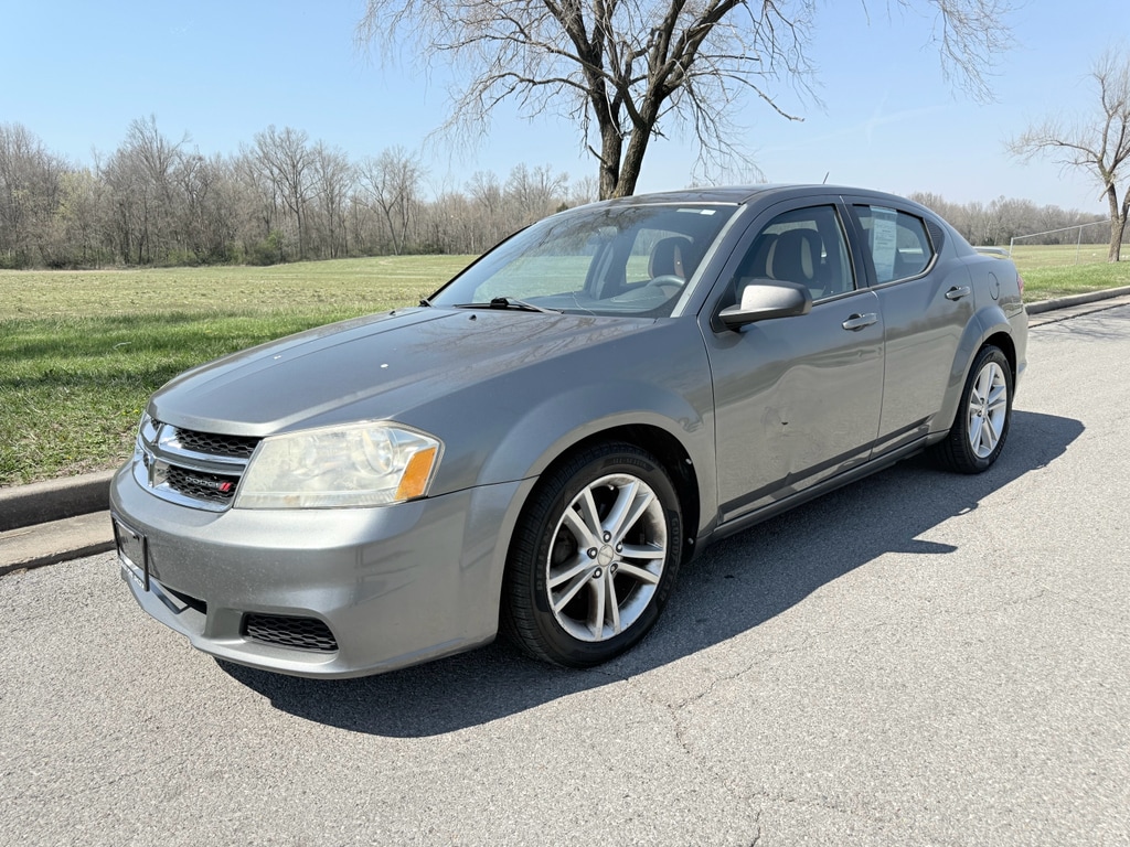 2013 Dodge Avenger SE