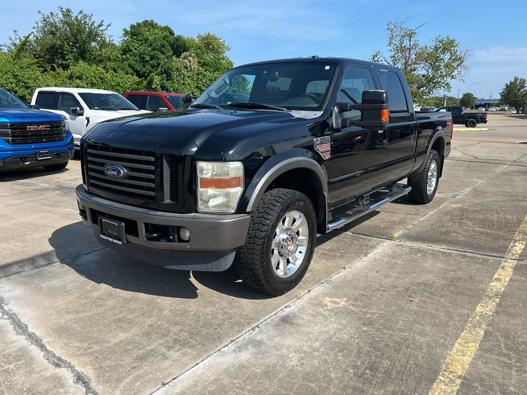 2009 Ford F-250 FX4 4x4 Crew Cab 156 in's photo