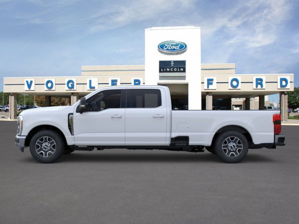 New 2026 Ford Super Duty F-350 Lariat TRUCK