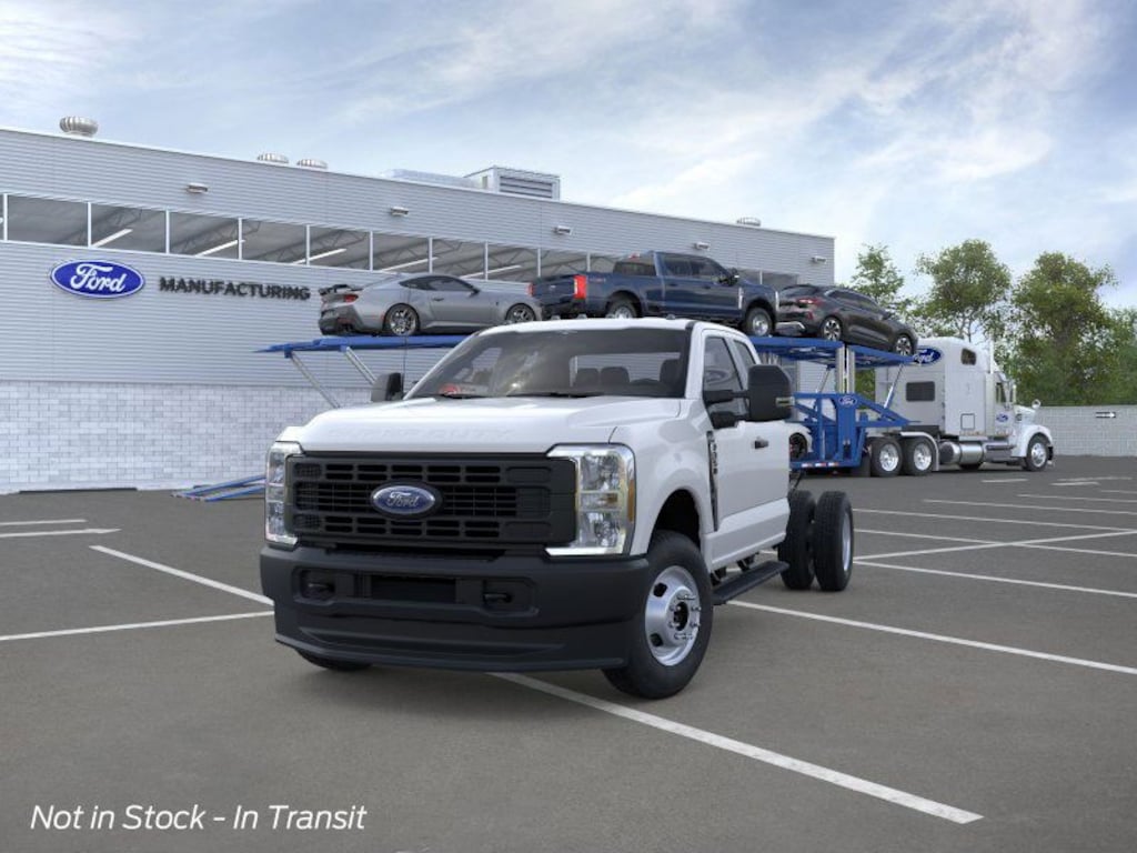 New 2026 Ford F-350 1S Cab; Super Cab; Chassis