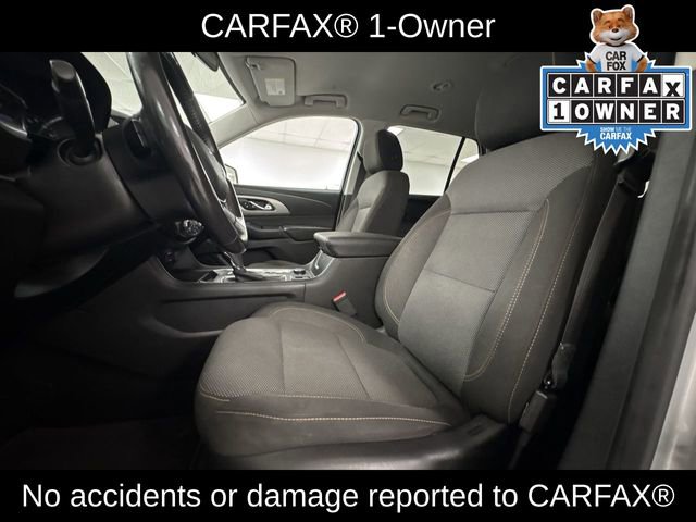 2018 Chevrolet Traverse Cloth photo 2