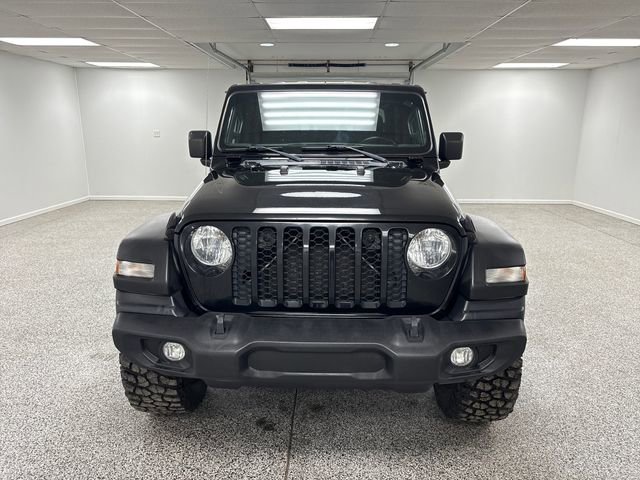 2020 Jeep Gladiator Sport photo 2