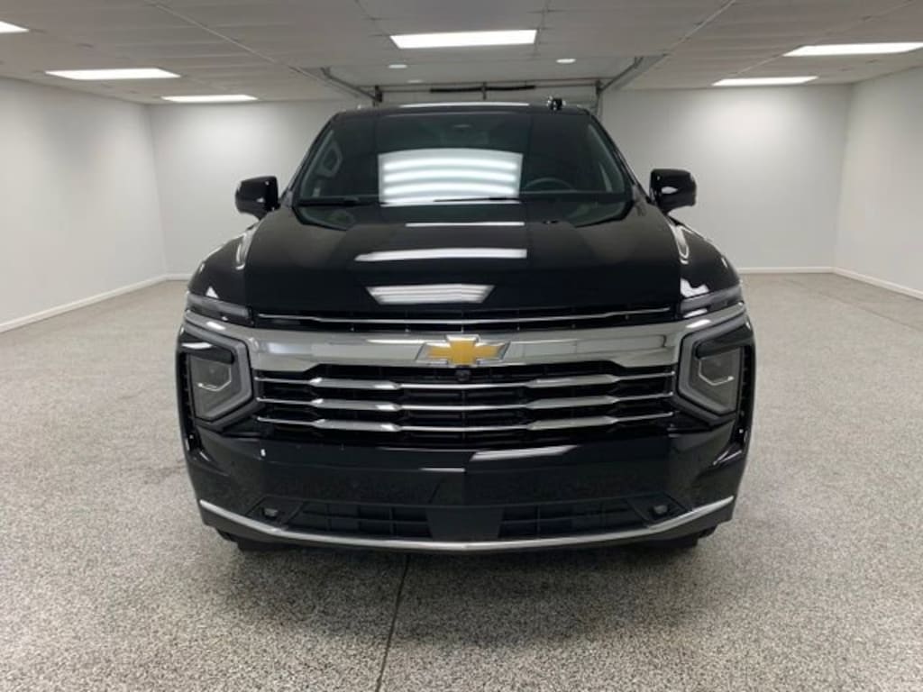 New 2026 Chevrolet Suburban LT SUV
