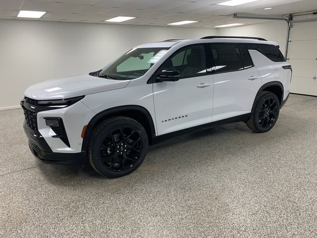 2026 Chevrolet Traverse RS photo 3