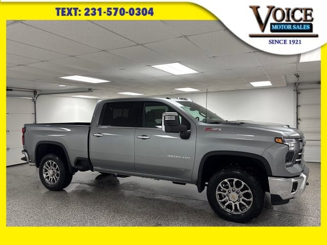 2026 Chevrolet Silverado 3500HD LTZ's photo