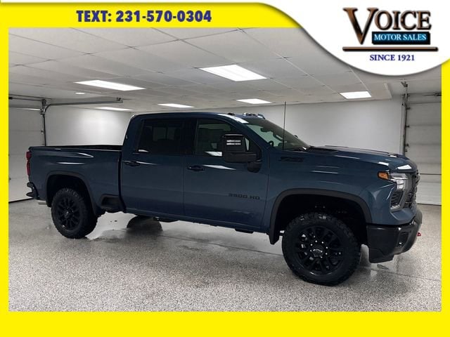 2026 Chevrolet Silverado 3500HD LTZ's photo