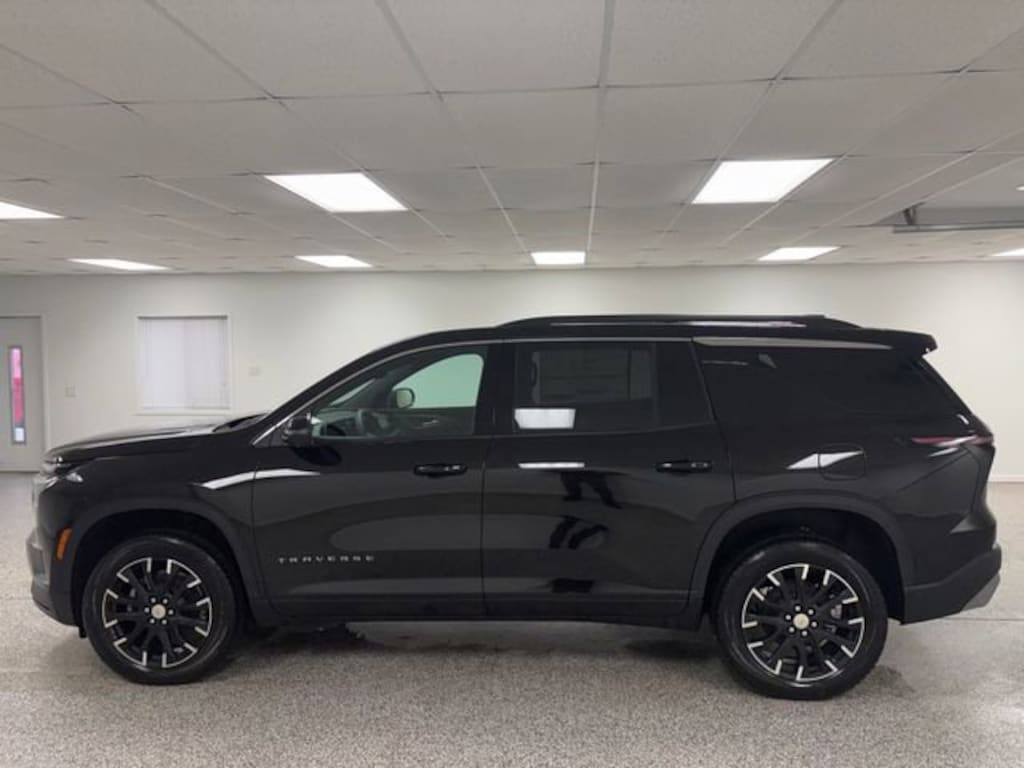 New 2026 Chevrolet Traverse LT SUV